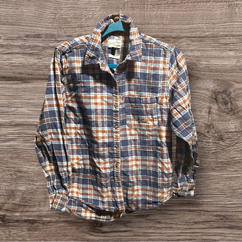 Women’s Universal Thread relaxed Fit multi color flannel size Medium